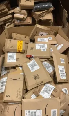 Contenido real de un lote de devoluciones enviado por Marcos F.